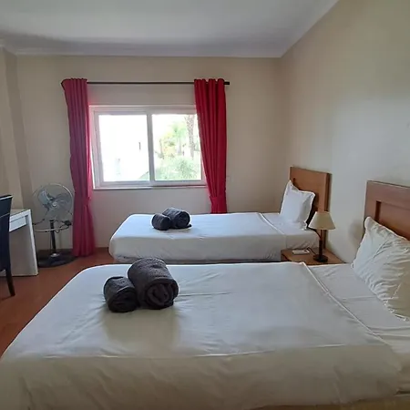 Opomar 2 Bed 3 Bath First Floor - Communal Pool And Gardens * タヴィラ